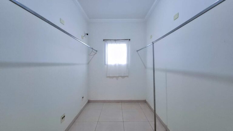 Casa em Condomínio para aluguel no Jardim Botânico: