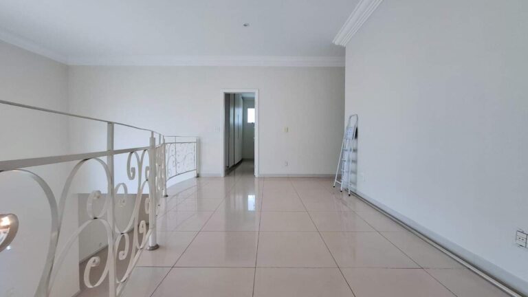 Casa em Condomínio para aluguel no Jardim Botânico:
