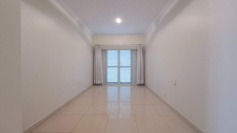 Casa em Condomínio para aluguel no Jardim Botânico: