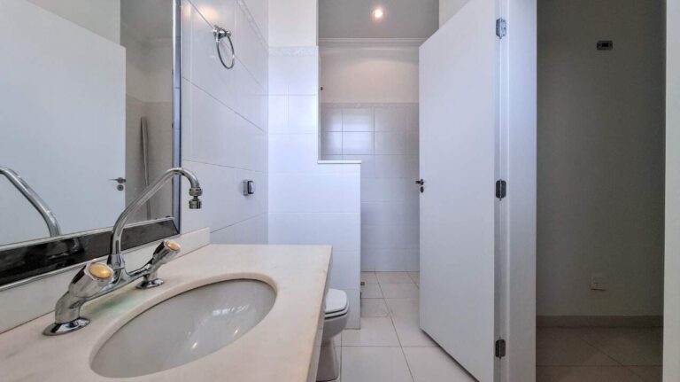 Casa em Condomínio para aluguel no Jardim Botânico: