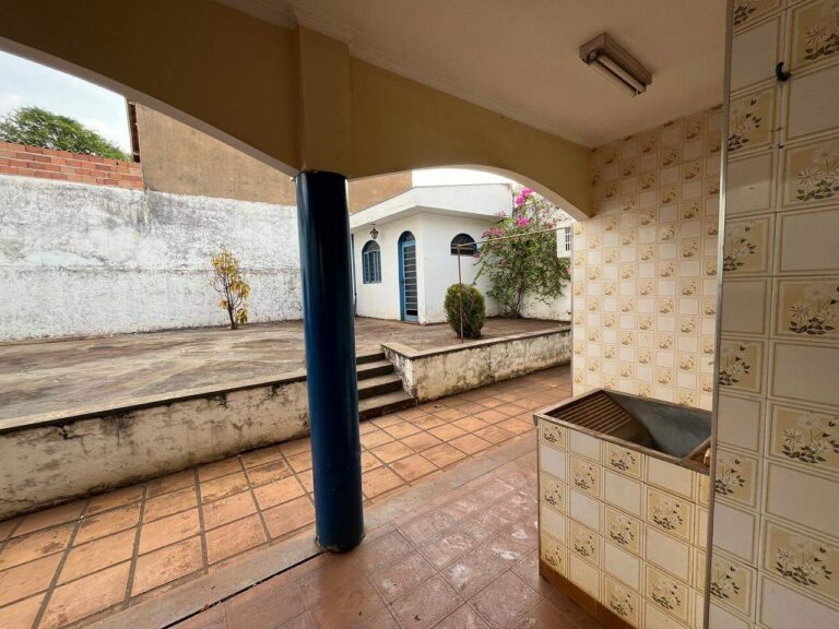 Casa Comercial para aluguel no Jardim Sumaré: