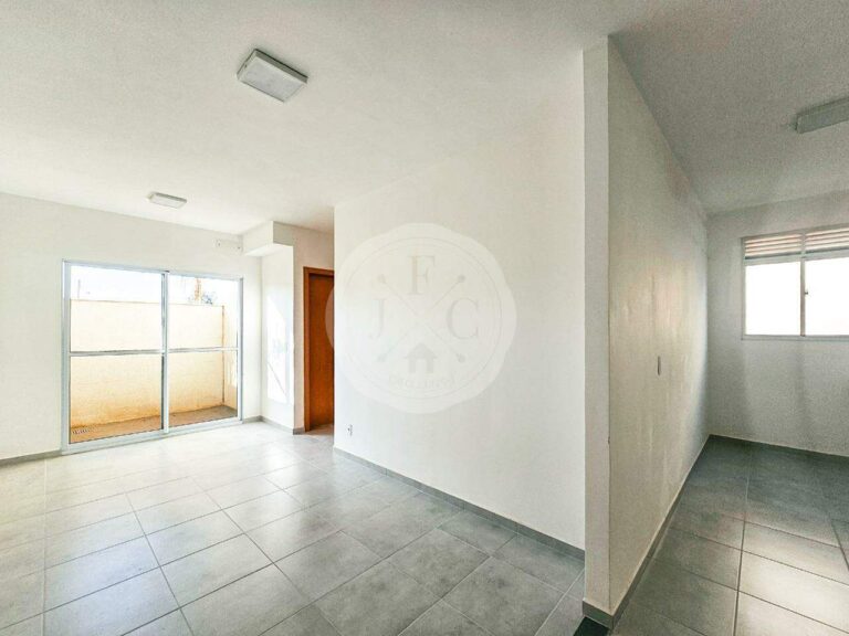 Apartamento à venda no Recreio das Acácias: Salas de jantar e de tv Salas de jantar, de tv e parte da cozinha