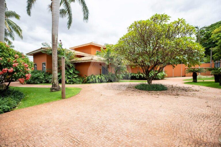 Casa em Condomínio à venda no Colina Verde: