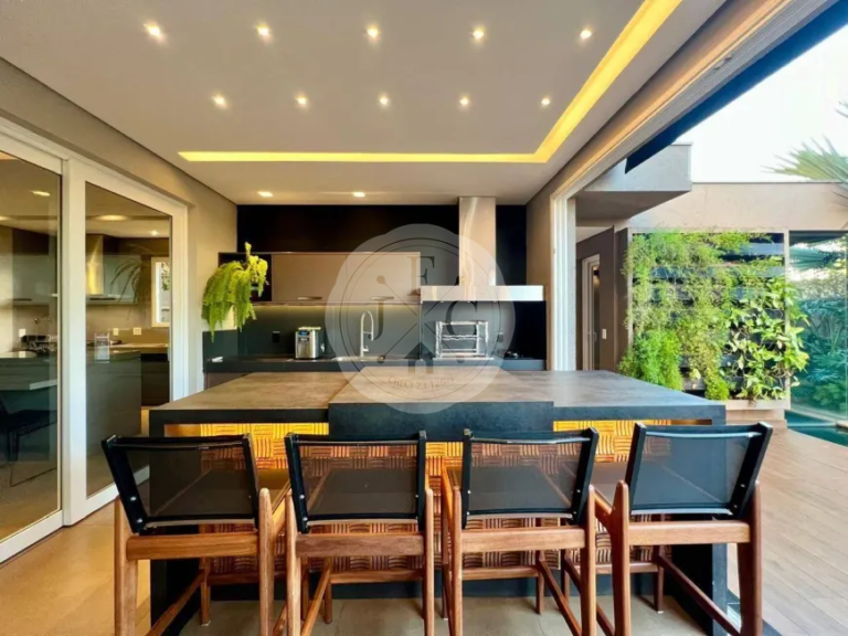 Casa em Condomínio à venda no Residencial e Empresarial Alphaville: