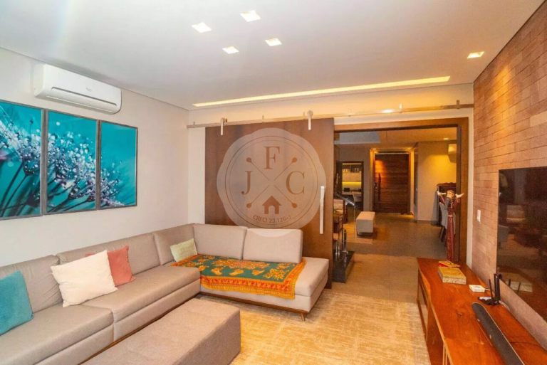 Casa em Condomínio à venda no Residencial e Empresarial Alphaville: