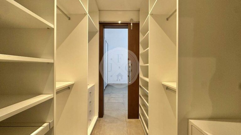Casa em Condomínio à venda no Condomínio Guaporé: