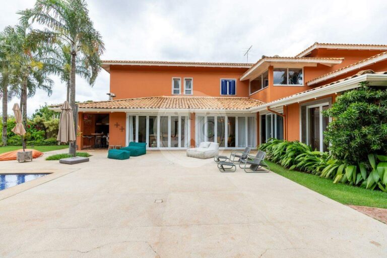 Casa em Condomínio à venda no Colina Verde: