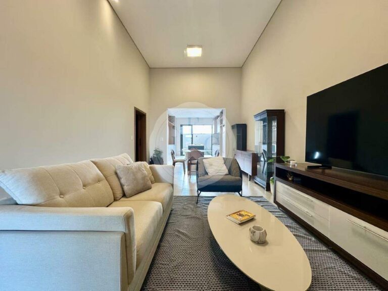 Casa em Condomínio à venda no Quinta da Mata: