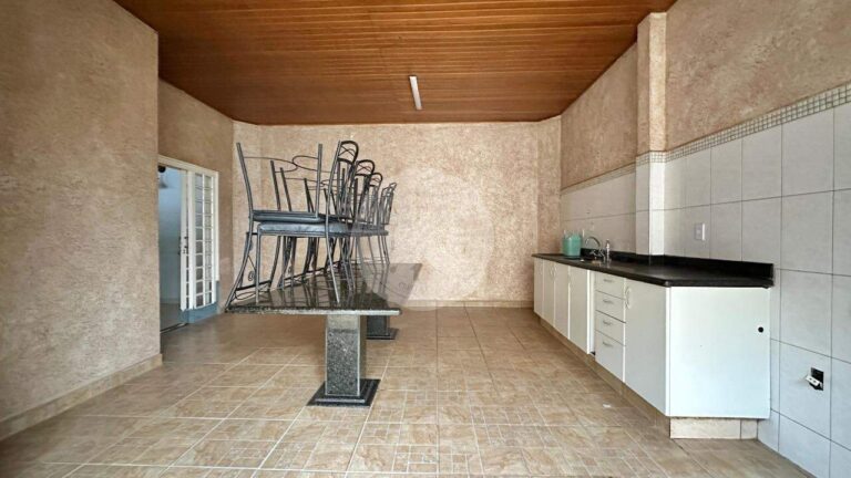 Casa à venda no Planalto Verde: