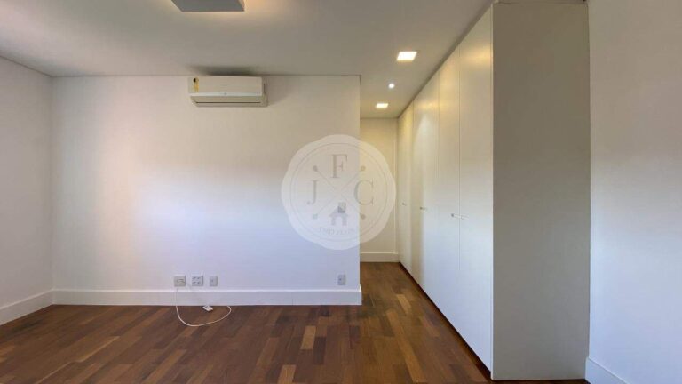Apartamento à venda no Vila do Golfe: