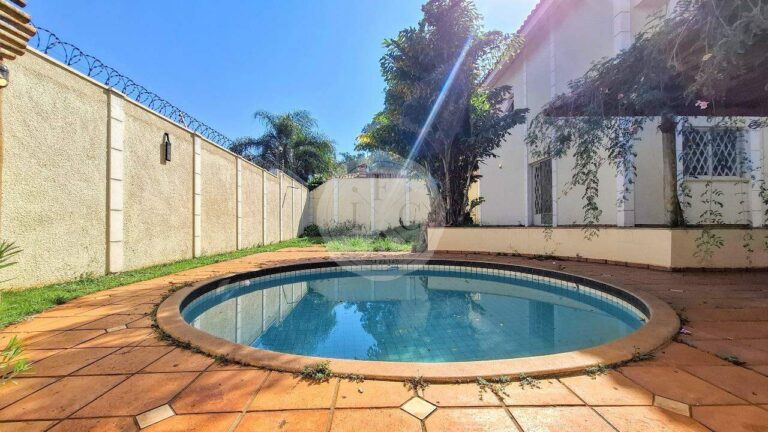 Casa em Condomínio à venda no Residencial Flórida: