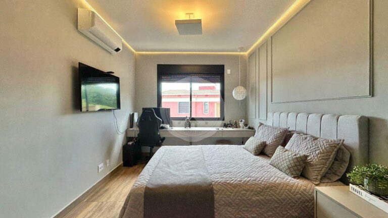 Casa em Condomínio para aluguel no Residencial e Empresarial Alphaville: