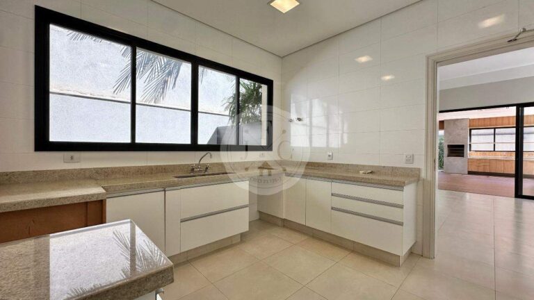 Casa em Condomínio à venda no Condomínio Guaporé: