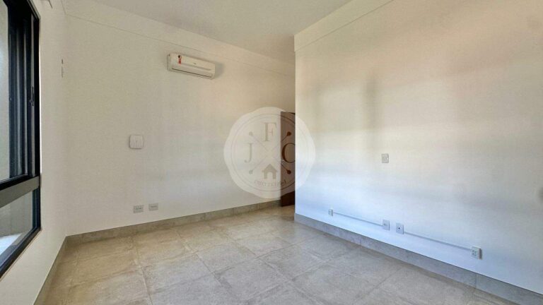 Casa em Condomínio à venda no Condomínio Guaporé: