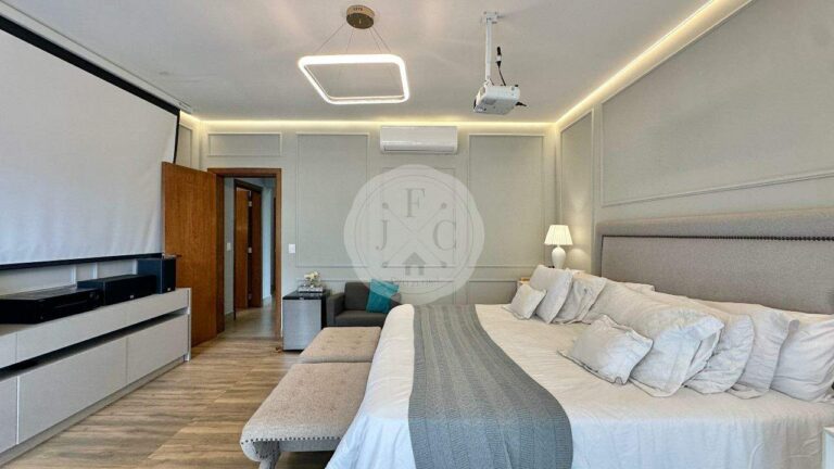 Casa em Condomínio para aluguel no Residencial e Empresarial Alphaville: