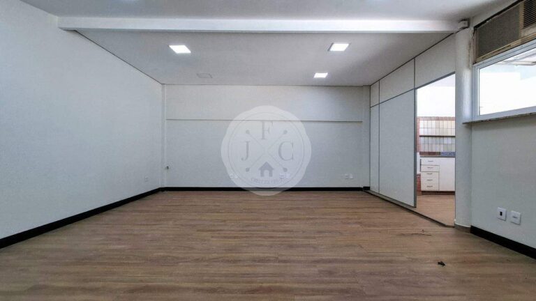 Casa Comercial para aluguel no Jardim São Luiz: