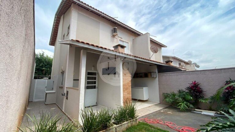 Casa em Condomínio para aluguel no Vila do Golfe: