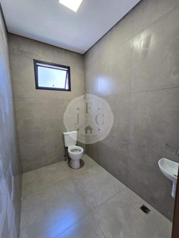 Prédio Comercial para aluguel no Jardim Botânico: