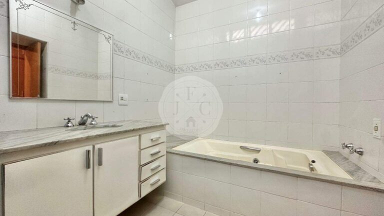 Casa para aluguel no Alto da Boa Vista: