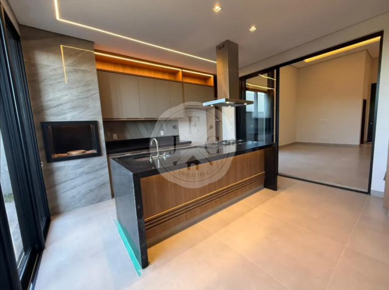 Casa em Condomínio à venda no Vila do Golfe: