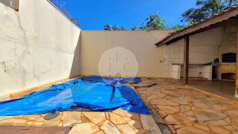 Casa à venda no Jardim Paulistano: