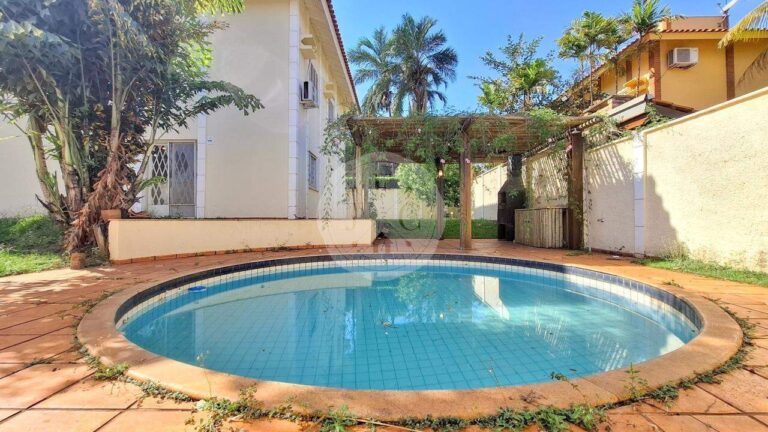 Casa em Condomínio à venda no Residencial Flórida: