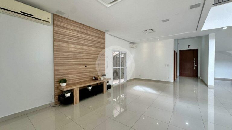 Casa em Condomínio à venda no Jardim Botânico: