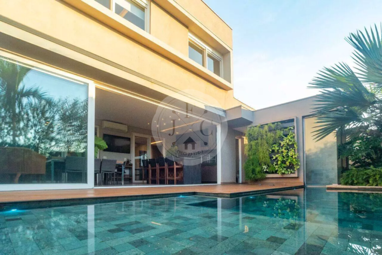 Casa em Condomínio à venda no Residencial e Empresarial Alphaville: