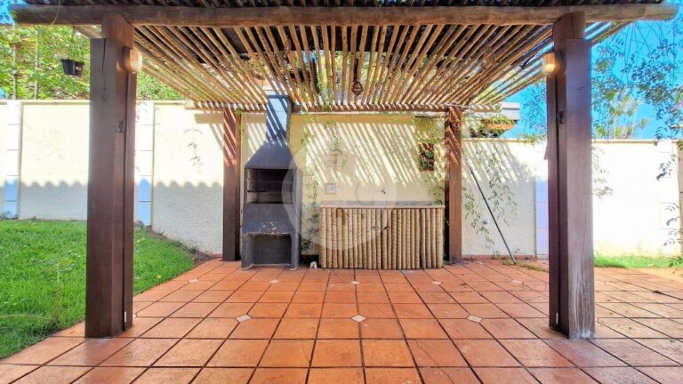Casa em Condomínio à venda no Residencial Flórida: