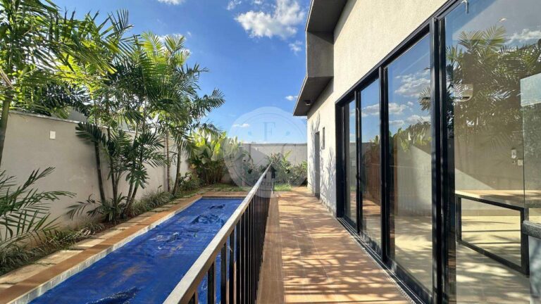 Casa em Condomínio à venda no Jardim San Marco: