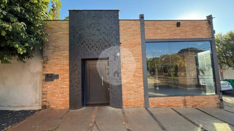 Casa Comercial para aluguel no Jardim América: