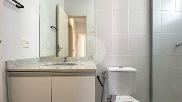 Casa em Condomínio para aluguel no Vila do Golfe: