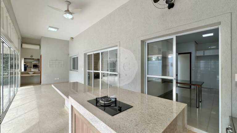 Casa em Condomínio à venda no Jardim Botânico: