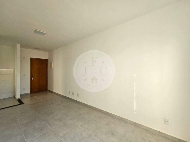Apartamento à venda no Recreio das Acácias: Salas de jantar e de tv