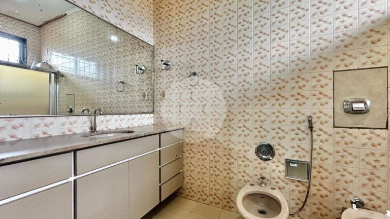 Casa Comercial para aluguel no Jardim São Luiz: