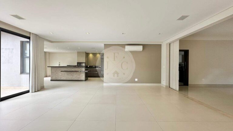 Casa em Condomínio à venda no Jardim Botânico: