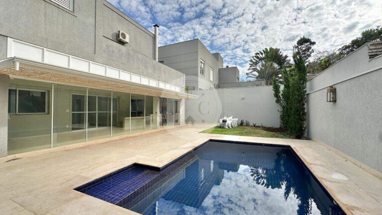 Casa em Condomínio para aluguel no Jardim Botânico: