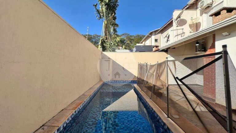 Casa em Condomínio para aluguel no Vila do Golfe: