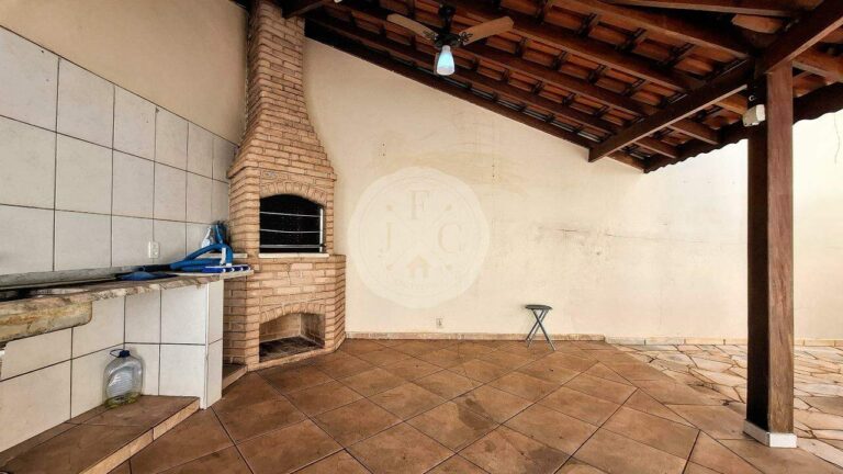 Casa à venda no Jardim Paulistano: