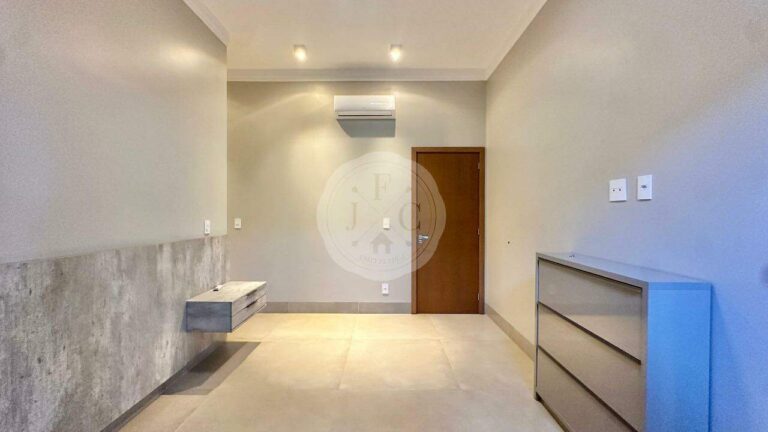 Casa em Condomínio para aluguel no Jardim San Marco: