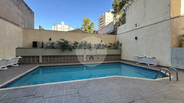 Apartamento à venda no Centro: