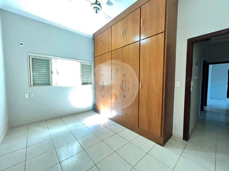 Casa para aluguel no Jardim Paulistano: