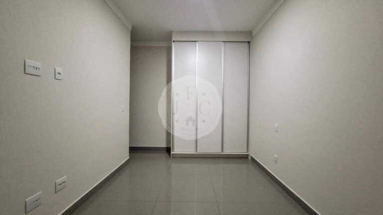 Casa em Condomínio para aluguel no Jardim San Marco: