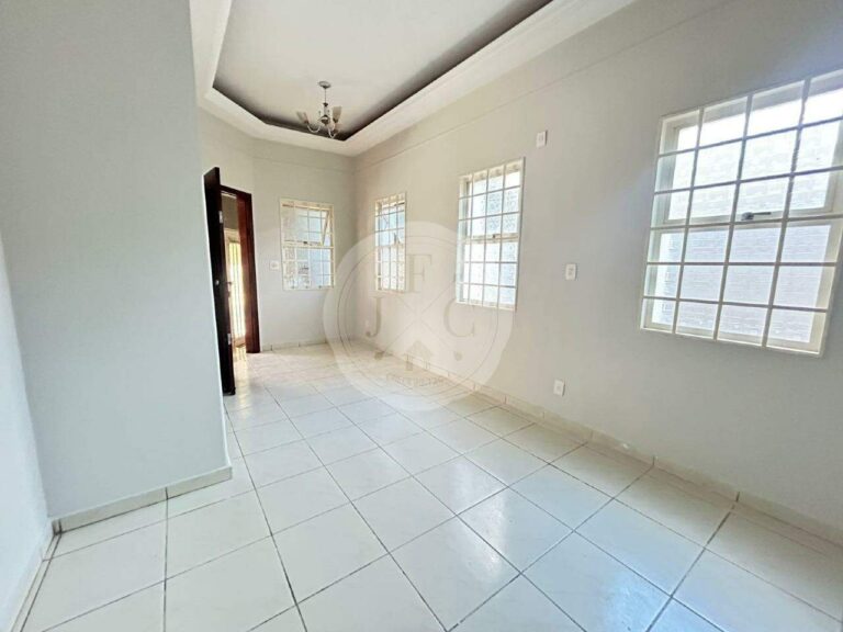Casa para aluguel no Jardim Paulistano: