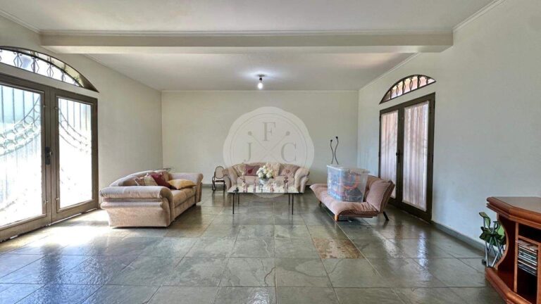 Casa à venda no Jardim São Luiz: