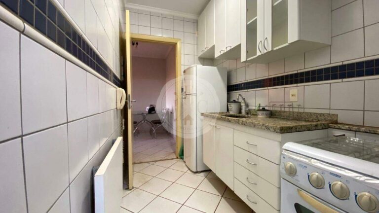 Apartamento para aluguel no Presidente Médici: