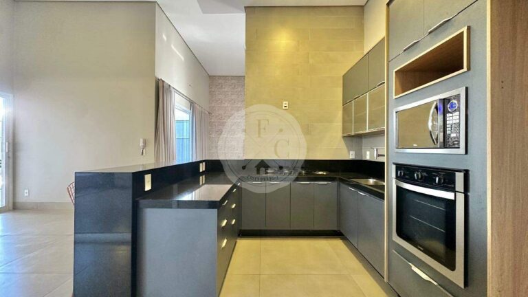 Casa em Condomínio para aluguel no Jardim San Marco: