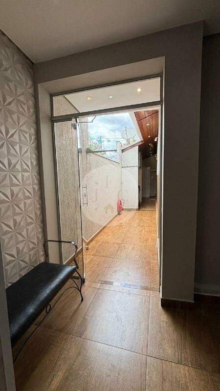 Casa em Condomínio para aluguel no Jardim dos Gerânios: