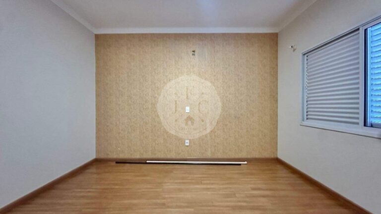 Casa em Condomínio para aluguel no Jardim San Marco: