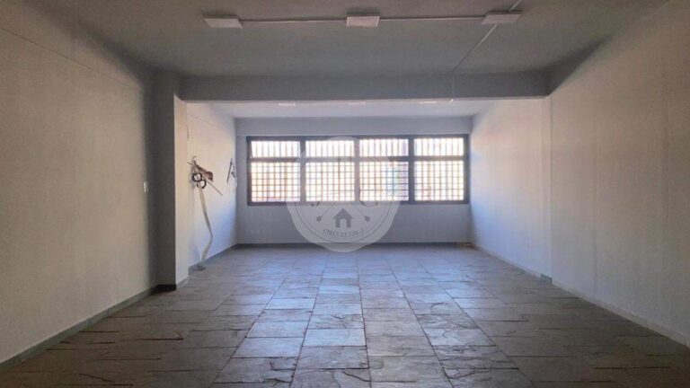 Prédio Comercial à venda no Vila Seixas: